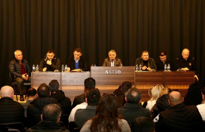 Depremzedeleri ağırlayan turizmciler Vali Yazıcı’dan hangi konuda destek istedi?