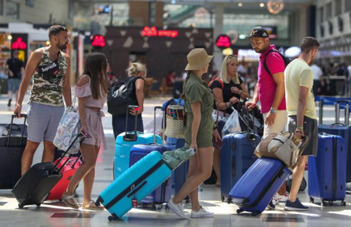 Turist sayısı arttı, kişi başı harcama düştü