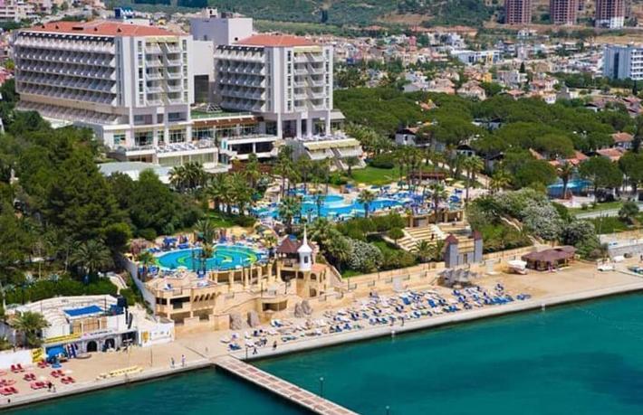 Fantasia De Luxe Hotel icradan satılıyor