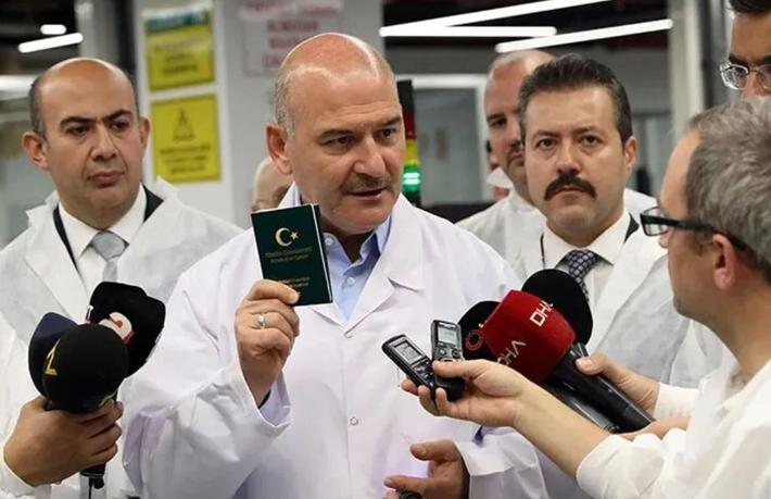 Yeşil pasaportlar iptal ediliyor