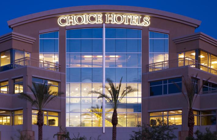 Choice Hotels, Wyndham Hotels'i satın  mı alıyor?