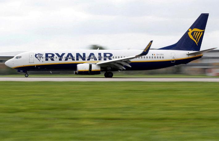 Ryanair, 6 destinasyona uçuşta alkolü yasakladı