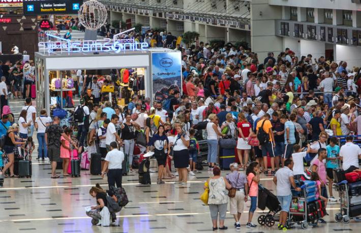 Antalya’ya gelen ziyaretçi sayısı 6 ayda 6 milyona yaklaştı