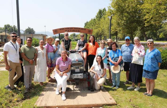 Efes Tarlası Yaşam Köyü turizme açılıyor