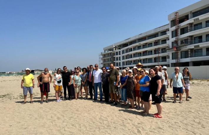 Bu otel yönetmeliklere aykırı! Tüm sahili yok ettiler