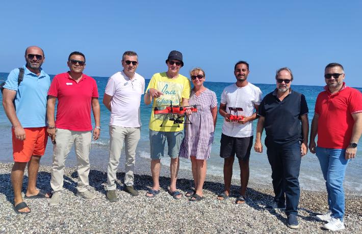Cankuş Dron, Alman turisti boğulmaktan kurtardı