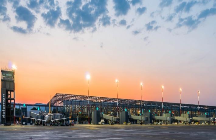Türkiye'nin ilk turistik havalimanı kendi enerjisini üretecek