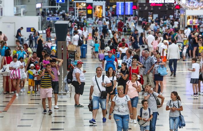 Türkiye’ye ilk 7 ayda gelen turist sayısı açıklandı