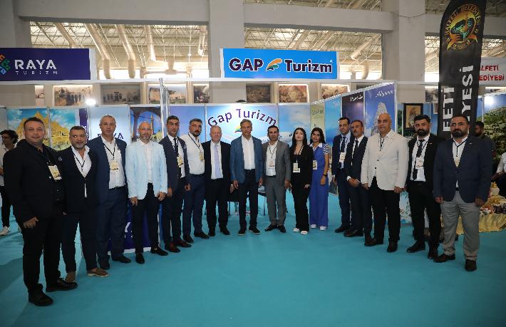 TÜRSAB heyeti deprem bölgesindeki seyahat acentalarıyla bir araya geldi