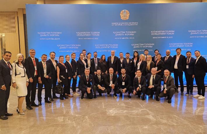 Tamince ve Koçkar, Kazakistan’da turizm deneyimlerini paylaştı