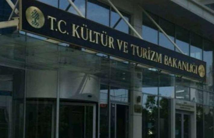Kültür ve Turizm Bakanlığı Altın Portakal'dan çekildi