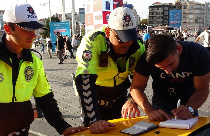 Taksim’den Karaköy’e 400 Lira isteyen taksiciye ceza