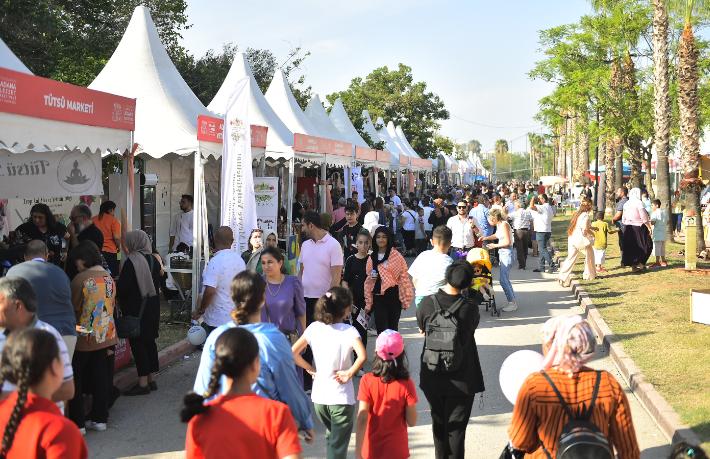 Adana Lezzet Festivali rekor katılımla gerçekleşti