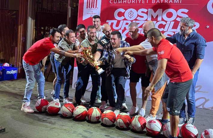 Corendon SunExpress'i devirdi