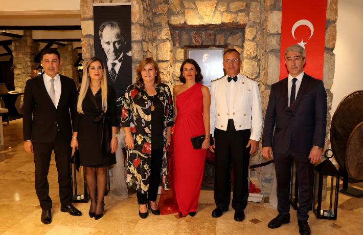 Martı Hotels & Marinas Ailesi 100. yılı coşku ile kutladı