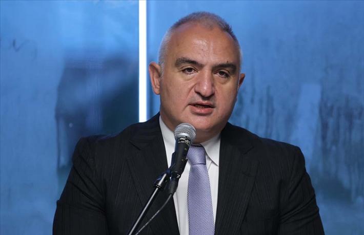 Bakan Ersoy'dan flaş açıklama... TÜRSAB Yasası'nı değiştiriyoruz