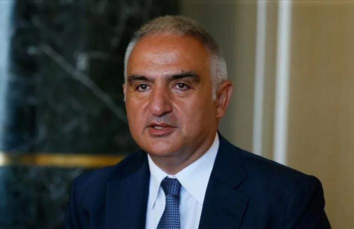 Bakan Ersoy açıkladı... Turist rekoru geliyor