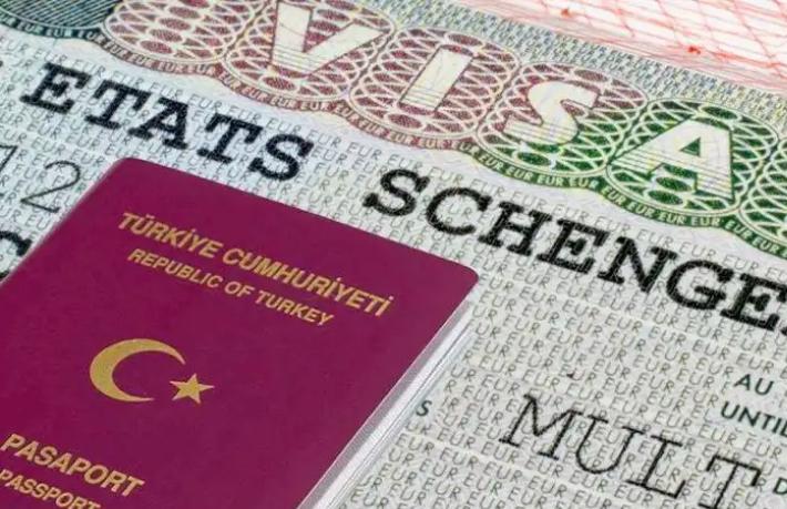 Şok açıklama... Binlerce Türk'ün Schengen başvurusu, kalem rengi yüzünden reddedilmiş
