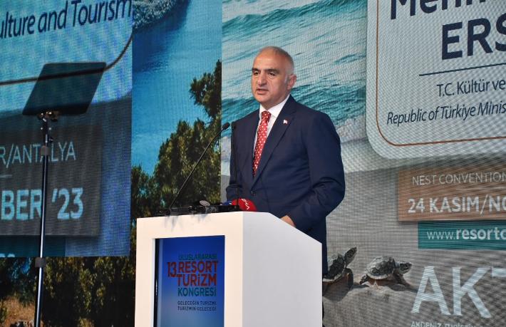 Bakan Ersoy: 2028 hedefimiz 100 Milyar Dolar turizm geliri
