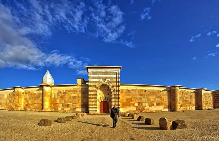 787 yıl önce yapılmış... Dünyanın en eski oteli Konya'da misafirlerini ağırlıyor
