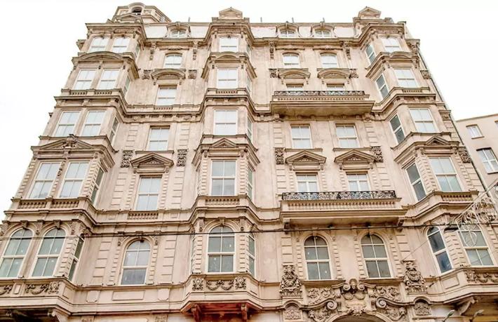 Otel restorasyon izni var… Tarihi Rumeli Han icradan satışa çıktı