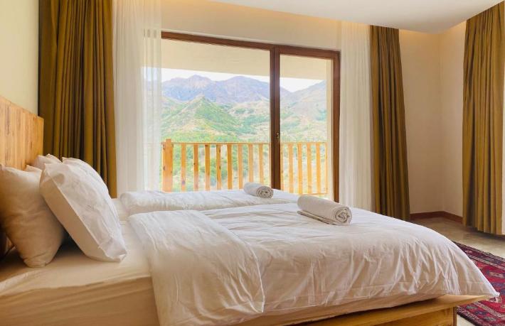 4 Milyon Euro harcadı... Köyüne 5 yıldızlı otel yaptı