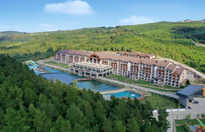 Elite World Grand Sapanca’da muhteşem yeni yıl coşkusu