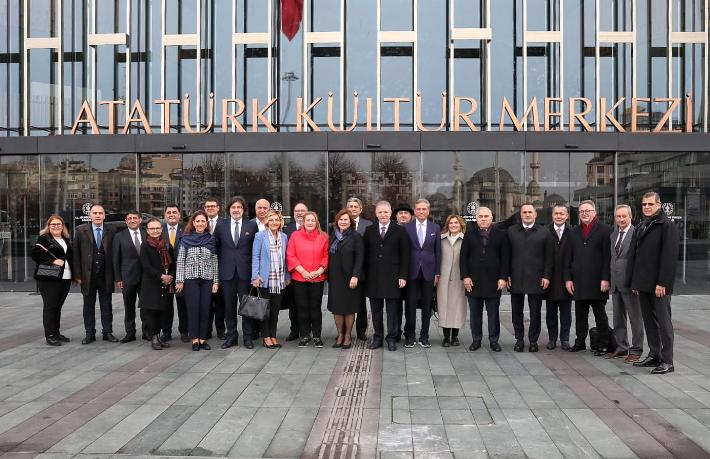 İstanbul Valisi, turizm sektörü temsilcileriyle buluştu