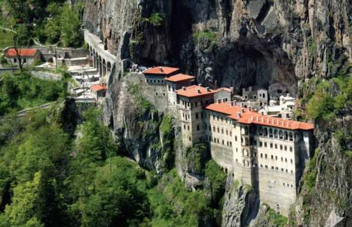 Sümela Manastırı'nı 2023'te kaç kişi ziyaret etti?