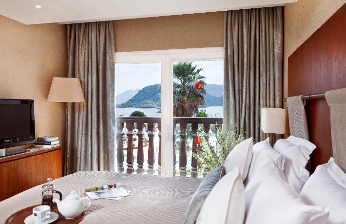Martı Hotels & Marinas, büyüleyici bir Sevgililer Günü vadediyor