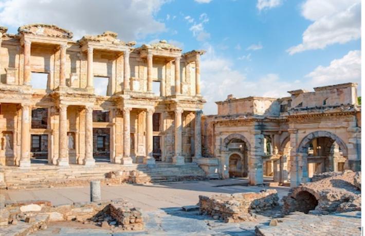 Filozof Herakleitos’un Gözünden Efes Antik Kenti