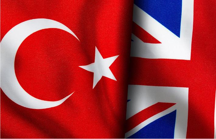 İngiltere, Türkiye'ye seyahat uyarısını yeniledi