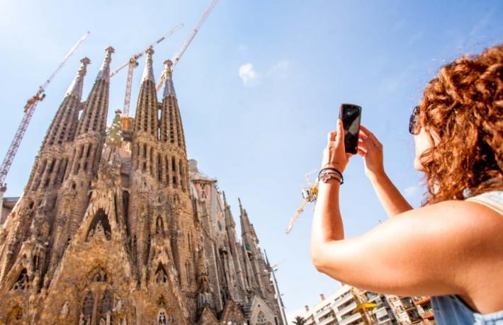 İspanya 2023'ü 85 milyon turistle kapattı