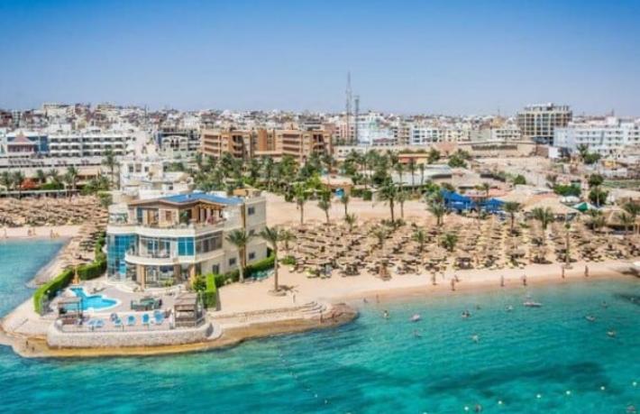 Mısır, 180 milyon metrekarelik tatil beldesini BAE'ye satacak