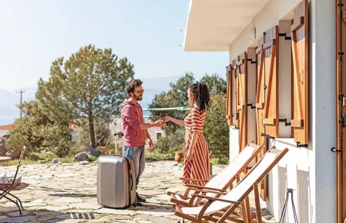 Airbnb yasasından mağdur olduklarını iddia ediyorlar... Meclis'e gidecekler