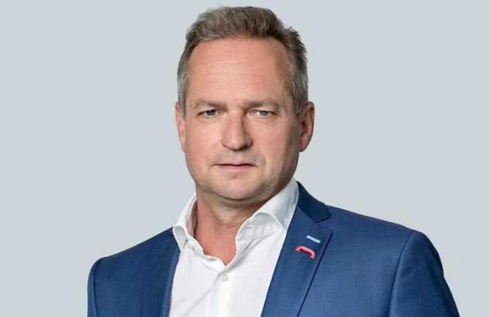 DER Touristik'in CEO'su, Yunanistan'da otel açıyor