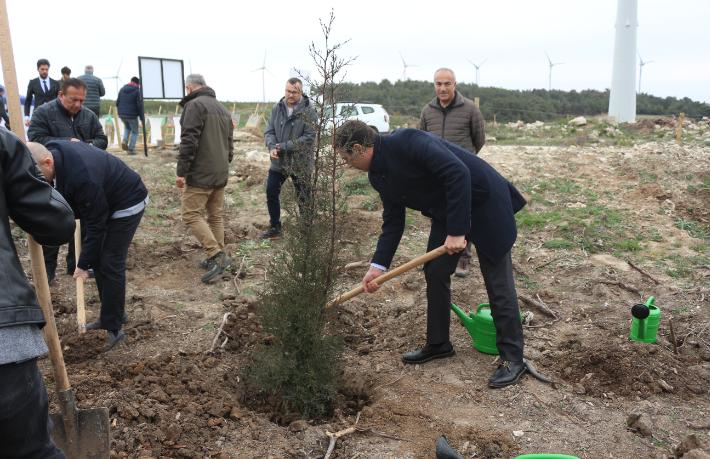 Akfen Holding'ten Çanakkale’ye 100’ncü yıl hatıra ormanı 