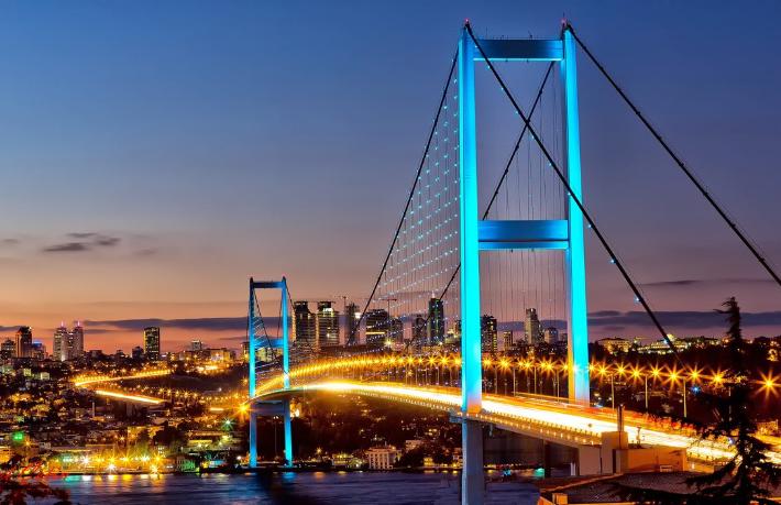 Bayramda İstanbul'a turist akını... Otel dolulukları yüzde 60'a yükseldi