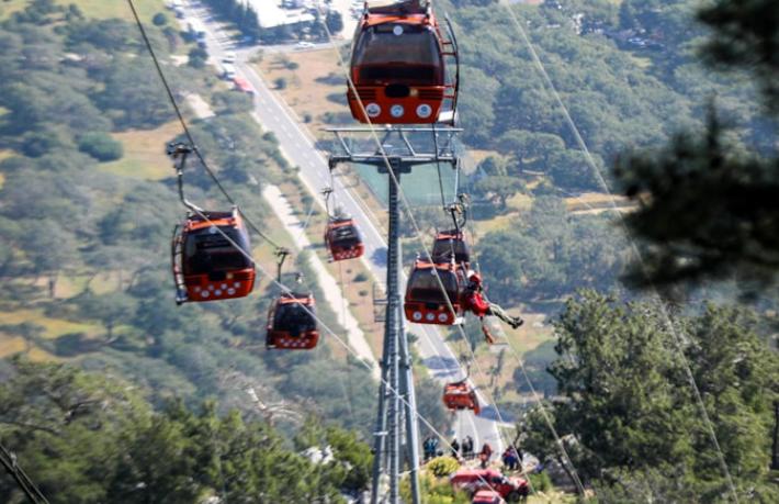 Şirketten açıklama... Teleferik faciasına yıldırım yol açtı