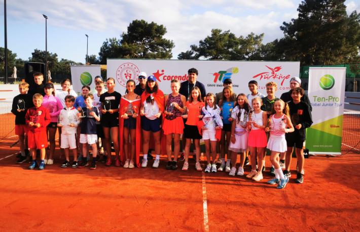 Corendon Tennis Club Kemer, Uluslararası Tenis Turnuvası ödülleri sahiplerini buldu