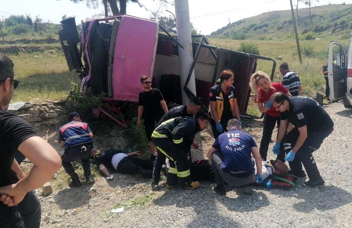 Antalya'da iki safari aracı çarpıştı... 12’si turist 15 yaralı
