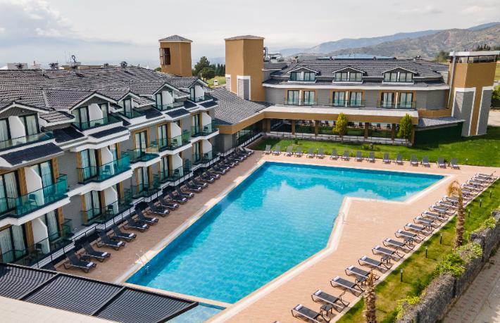Ramada Resort by Wyndham Pamukkale Thermal Hotel açıldı