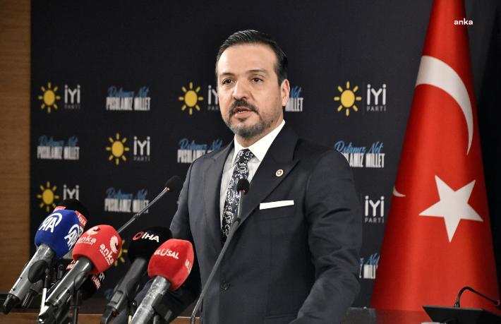 İYİ Parti'den yurt dışı çıkış harcı adımı
