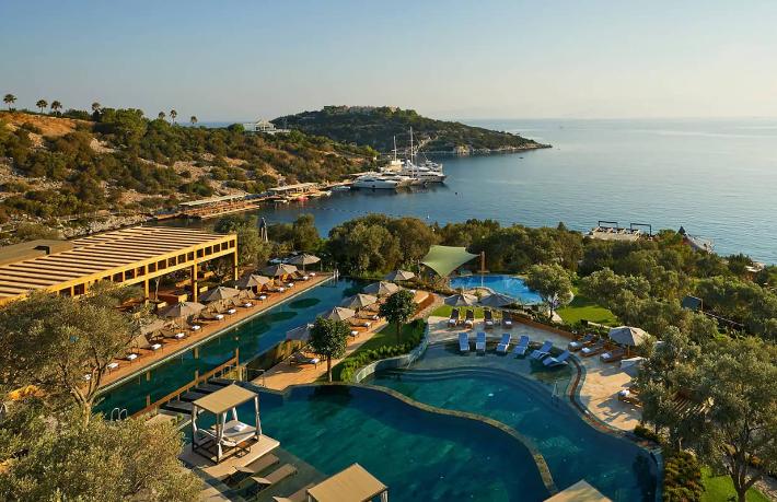 Ünlü iş adamına Bodrum Mandarin'de meydan dayağı