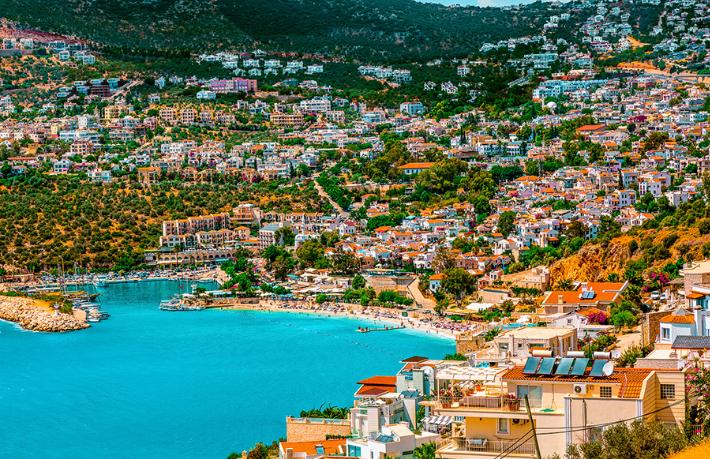 Tatil cenneti Kaş'ta belediyeden satılık arsa