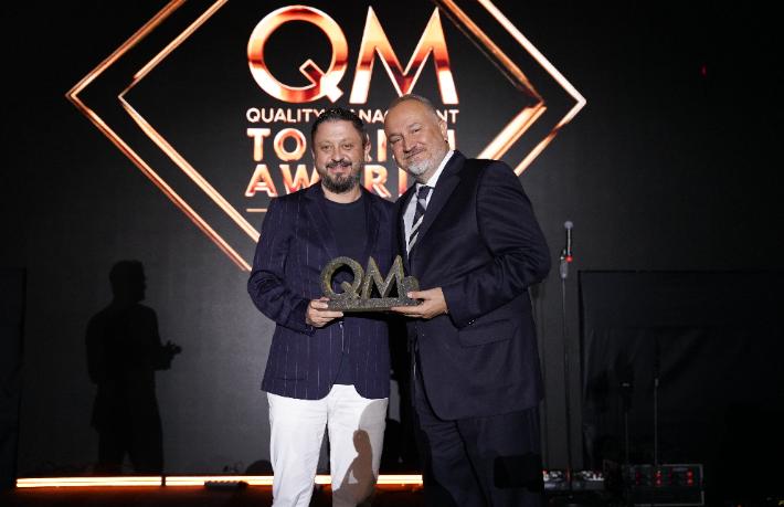Tatilbudur, 14'üncü QM Awards'ta iki prestijli ödülün sahibi oldu