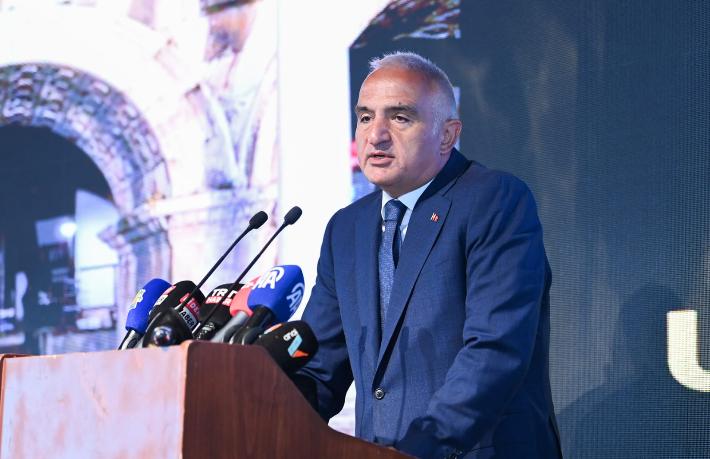Bakan Ersoy: Bu yıl turizmde yeni rekorlar kıracağız