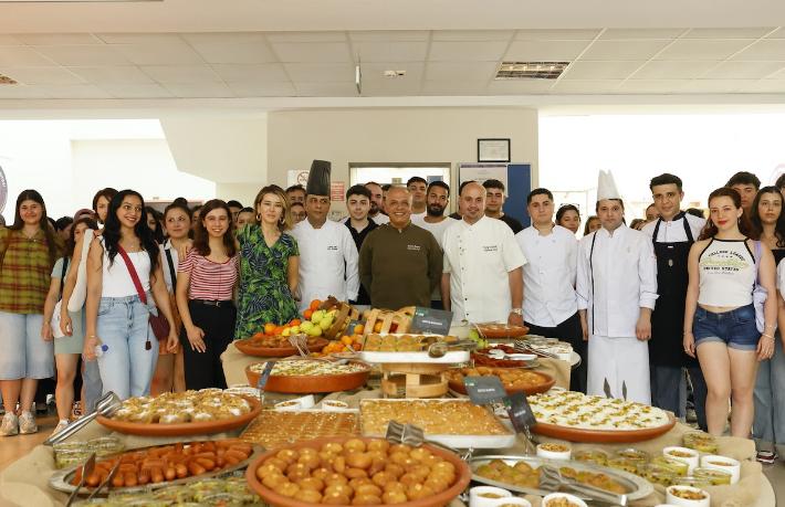 Kilit Hospitality Group, ‘Türk Mutfağı Haftası’nda Akdeniz Üniversitesi’nde gençlerle buluştu
