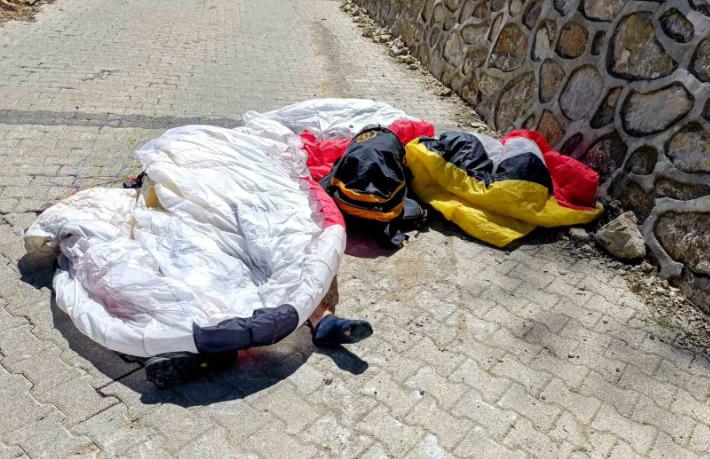 İsviçreli turist paraşüt kazasında hayatını kaybetti