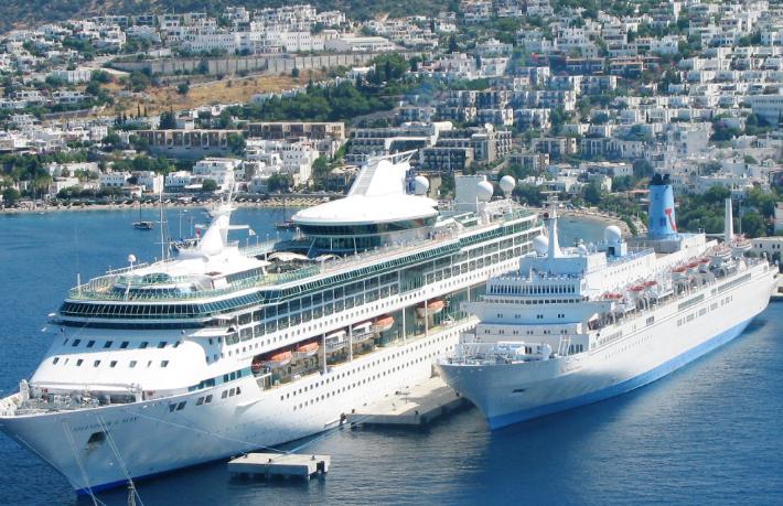 Lüks kruvaziyer turizminde marka oldu... 158 bin yolcuyla rekor bekliyor